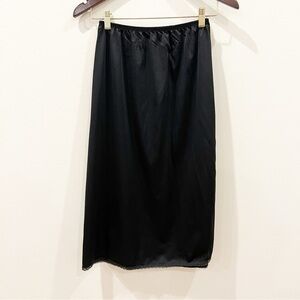 Vintage Vanity Fair Womens Half Slip Skirt Medium Black Nylon Lace Trim Fairy
